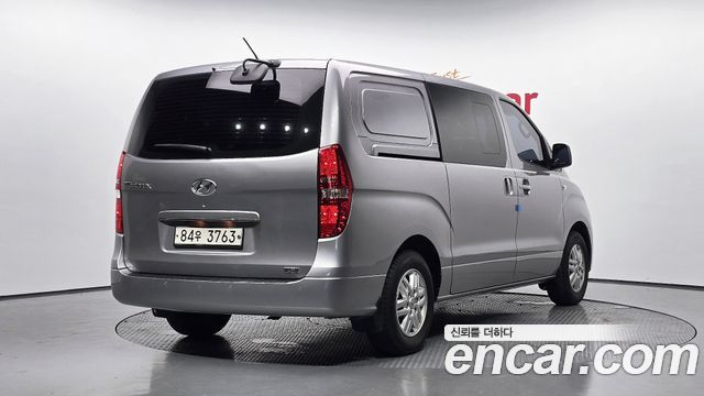 Hyundai Grand Starex 2017