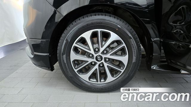 Hyundai Grand Starex 2019