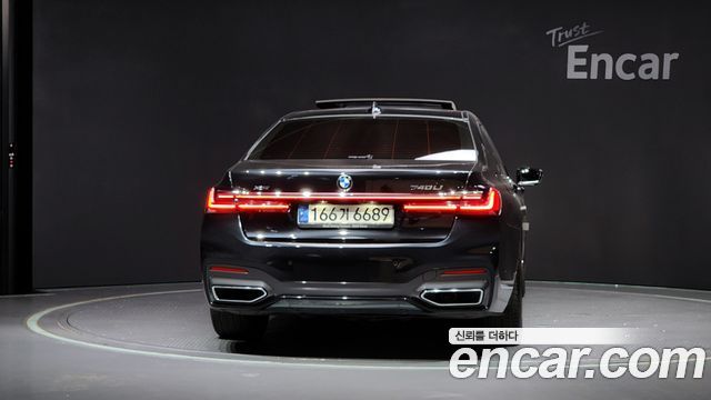 BMW 7 Series (G11) 2021