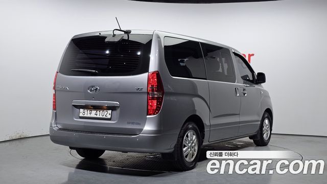 Hyundai Grand Starex 2019