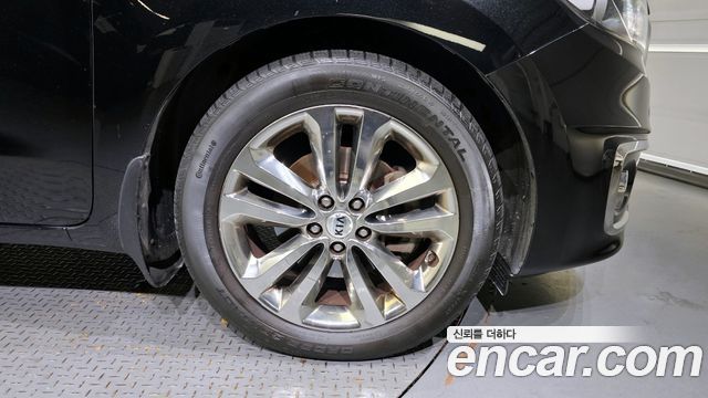 Kia Совершенно новый карнавал 2016