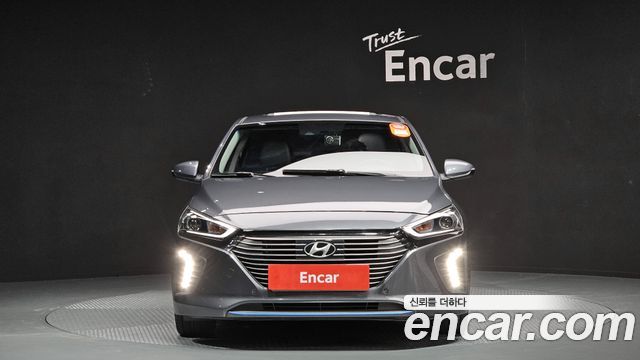 Hyundai ИОНИК Hybrid 2016