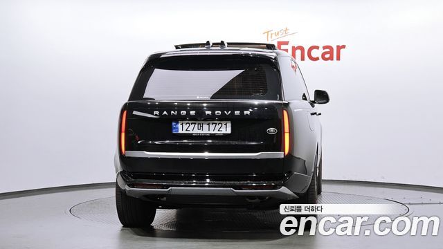 Land Rover Рендж Ровер 5 поколения. 2023