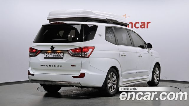 KG Mobility (Ssangyong) Корандо Туризмо 2017