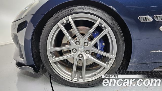 Maserati GranTurismo 2018