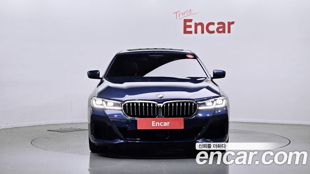 BMW 5 серия (G30) 2021