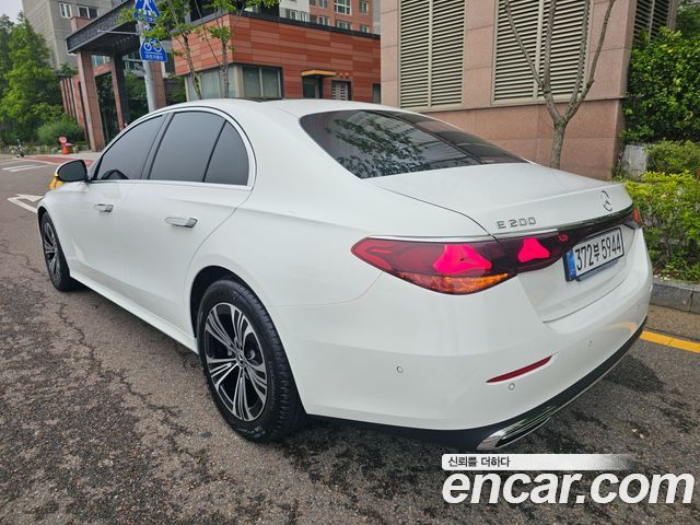 Mercedes-Benz Е-Класс W214 2025
