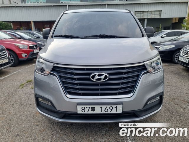 Hyundai Grand Starex 2019