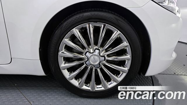 Kia Новый К9 2016