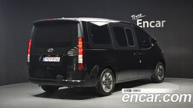 Hyundai Staria 2022