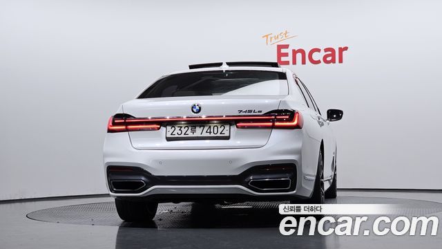 BMW 7 серия (G11) 2020