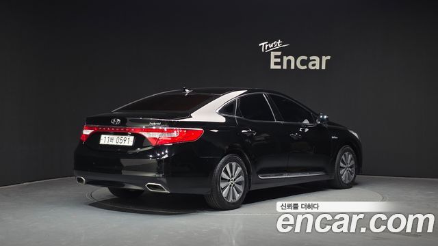 Hyundai Grandeur HG Hybrid 2016