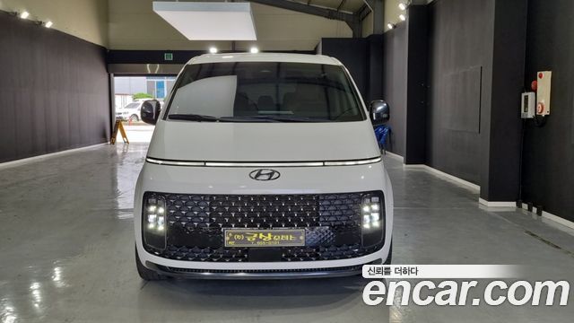 Hyundai Staria 2022