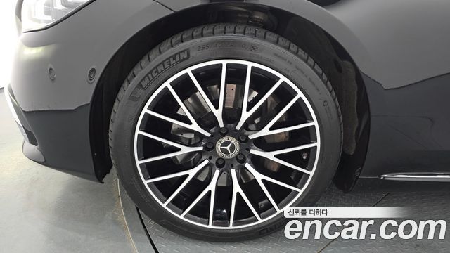 Mercedes-Benz S-Class W223 2022