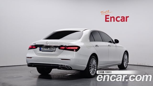 Mercedes-Benz Е-Класс W213 2023