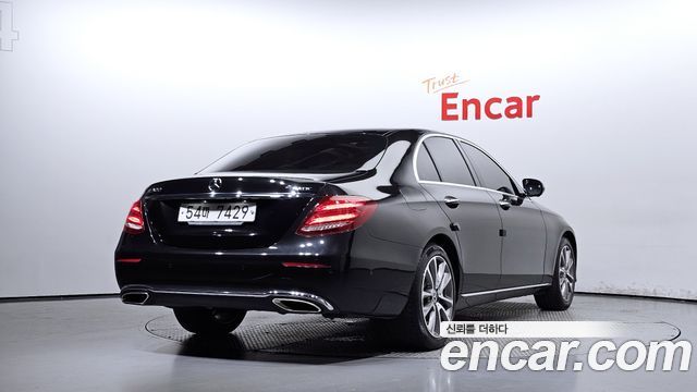 Mercedes-Benz Е-Класс W213 2019
