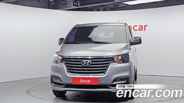 Hyundai Grand Starex 2019