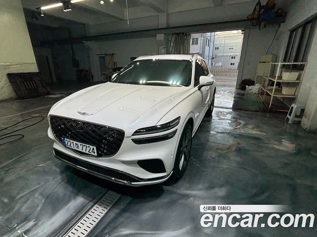 Genesis GV70 2025