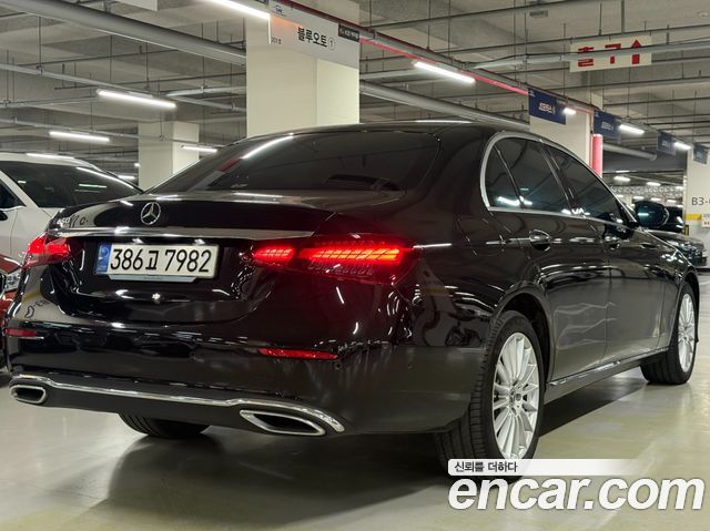 Mercedes-Benz Е-Класс W213 2023