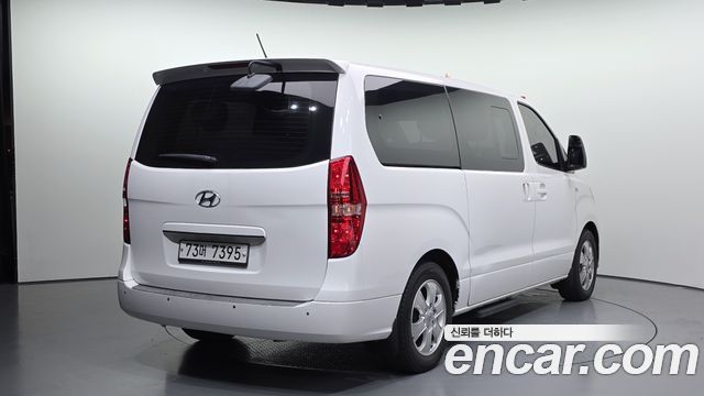 Hyundai Grand Starex 2019