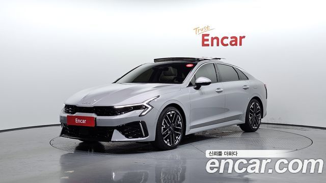 Kia Новый K5 третьего поколения 2025