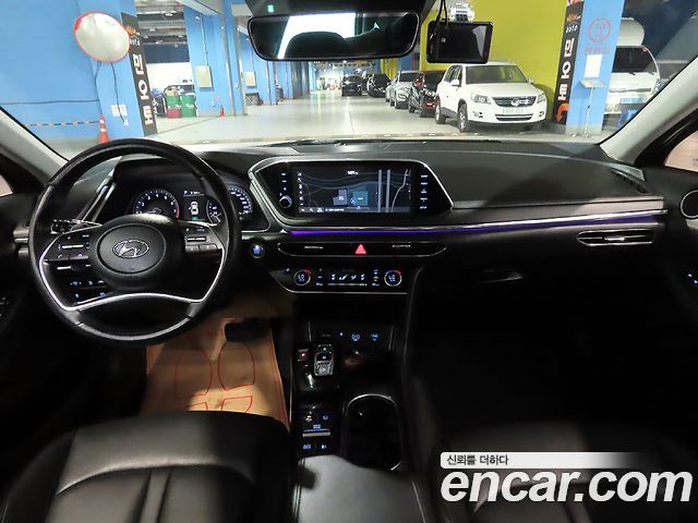 Hyundai Соната (ДН8) 2022