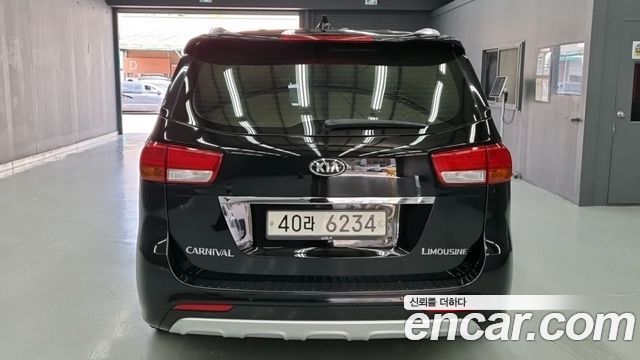 Kia Совершенно новый карнавал 2016