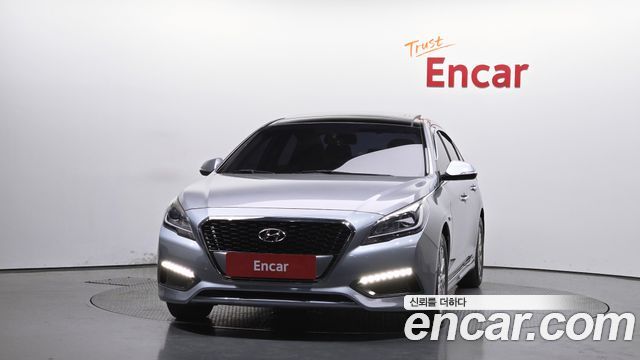 Hyundai YF Sonata Hybrid 2016