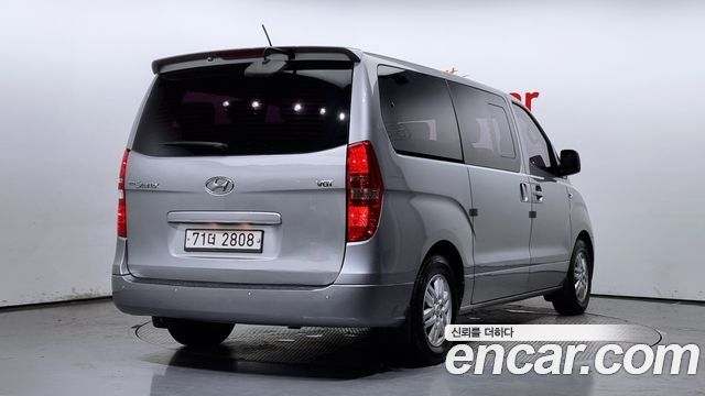 Hyundai Grand Starex 2017