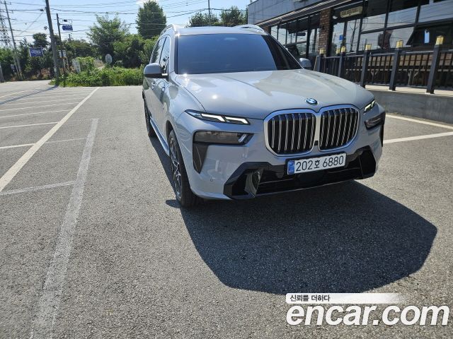 BMW X7 (G07) 2025