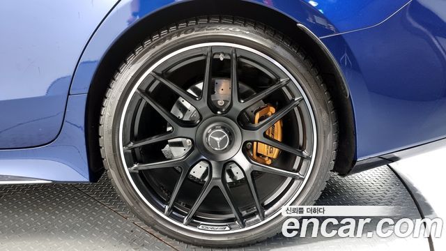 Mercedes-Benz АМГ ГТ 2020