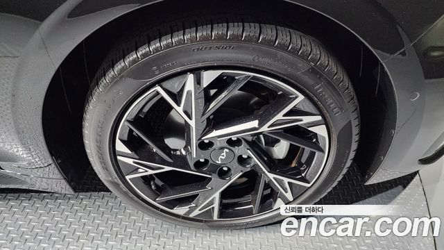 Kia Hybrid K5 третье 2024