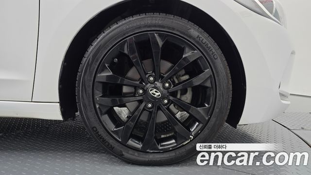 Hyundai Аванте АД 2016