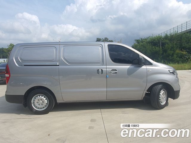 Hyundai Grand Starex 2020