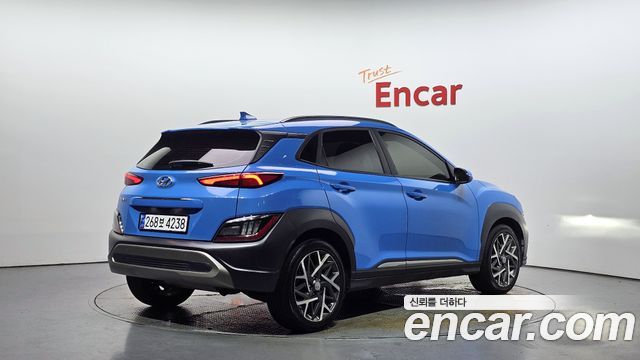Hyundai Новый гибрид Кона 2021