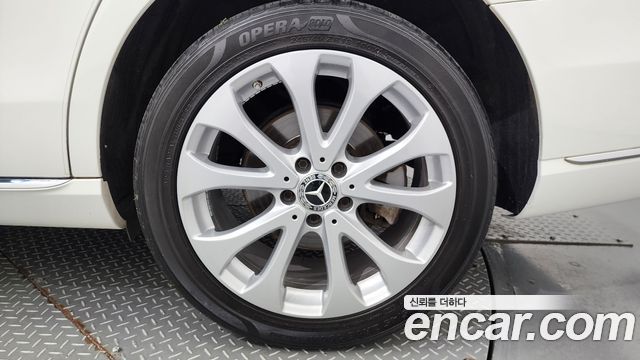 Mercedes-Benz E-Class W213 2020