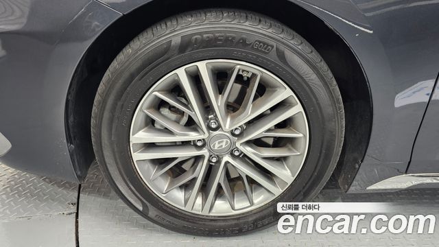 Hyundai Grandeur IG 2018