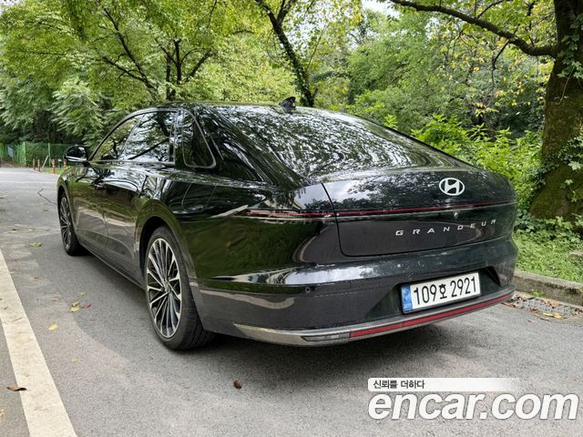 Hyundai Грандеур Гибрид (GN7) 2023