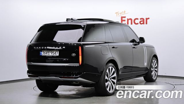 Land Rover Рендж Ровер 5 поколения. 2023