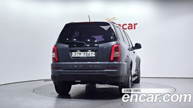 KG Mobility (Ssangyong) Рекстон (Ж) 2017