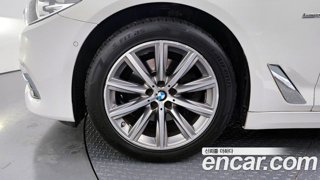 BMW 5 Series (G30) 2018