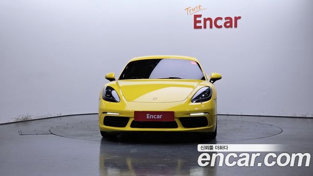 Porsche 718 Кайман 2017