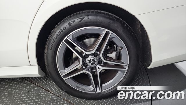 Mercedes-Benz E-Class W213 2023