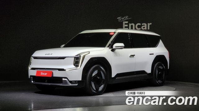 Kia ЕВ9 2024
