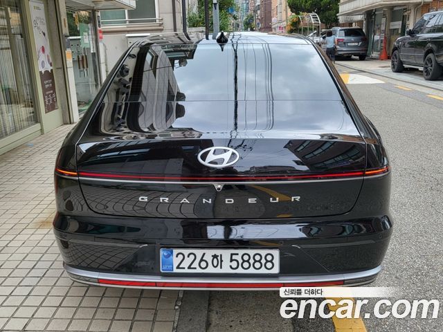 Hyundai Грандеур Гибрид (GN7) 2026