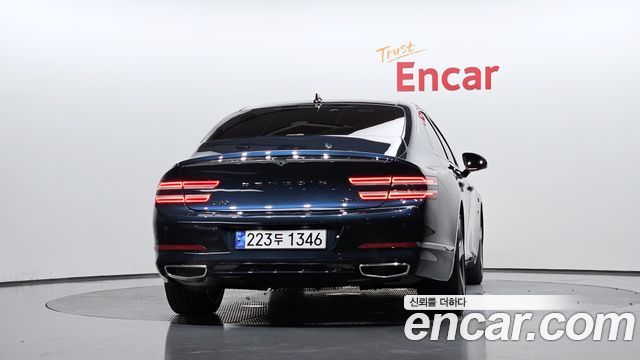 Genesis G80 (РГ3) 2024