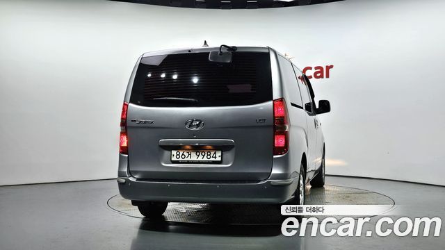 Hyundai Grand Starex 2016