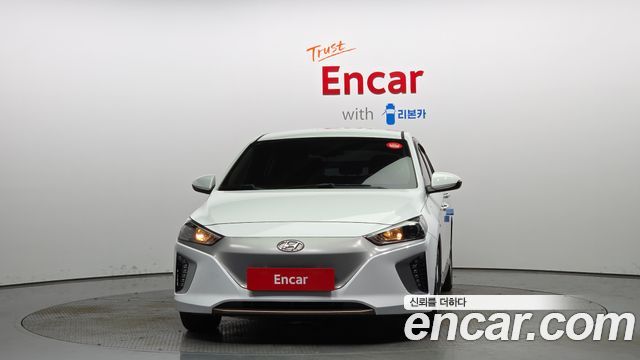 Hyundai ИОНИК Электрик 2017