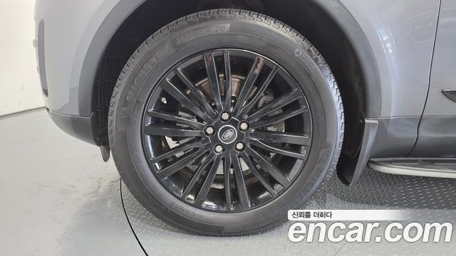 Land Rover открытие 5 2017