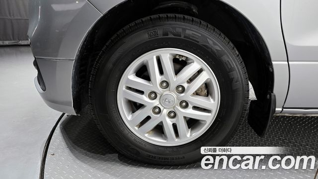 Hyundai Grand Starex 2019